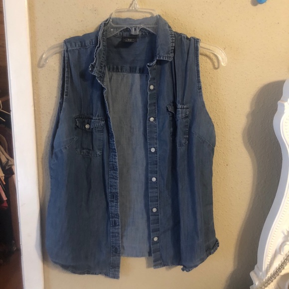 Jean Denim Vest - Picture 1 of 3